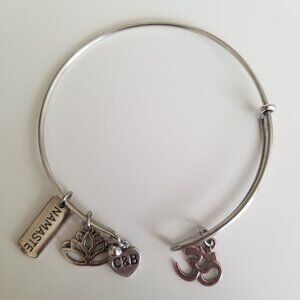 Namaste bracelet